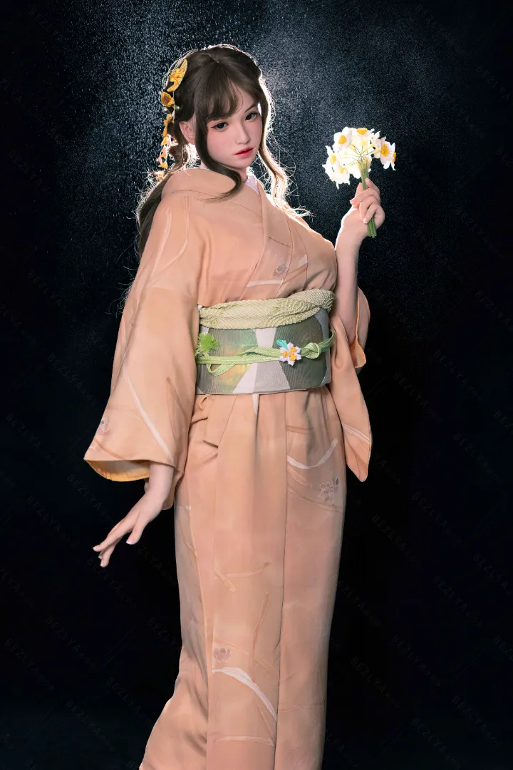 162cm (5ft4) E-Cup Lightweight Silicone Sex Doll, Movable Jaw Head Hellianthus
